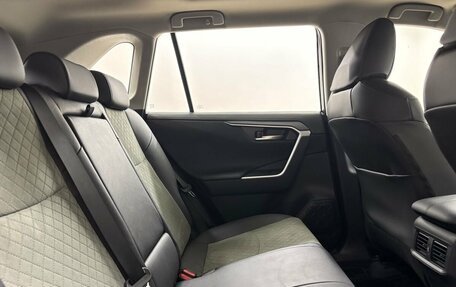 Toyota RAV4, 2025 год, 4 150 000 рублей, 13 фотография