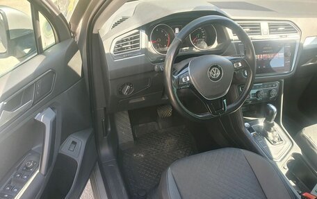 Volkswagen Tiguan II, 2017 год, 1 790 000 рублей, 5 фотография