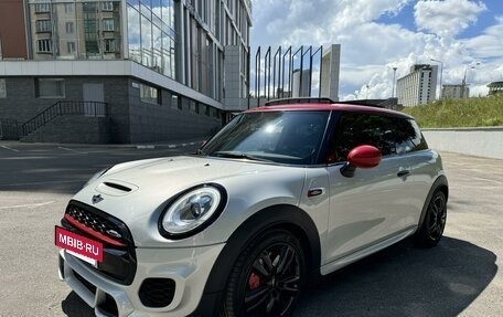 MINI Hatch, 2017 год, 2 700 000 рублей, 3 фотография