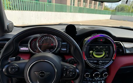 MINI Hatch, 2017 год, 2 700 000 рублей, 9 фотография