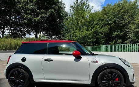 MINI Hatch, 2017 год, 2 700 000 рублей, 28 фотография