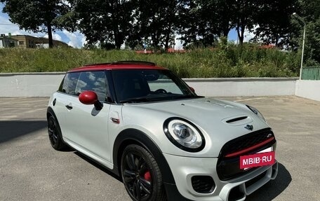 MINI Hatch, 2017 год, 2 700 000 рублей, 21 фотография