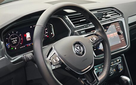 Volkswagen Tiguan II, 2019 год, 2 450 000 рублей, 17 фотография