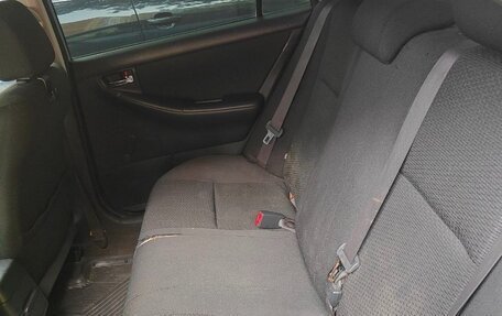 Toyota Corolla, 2004 год, 650 000 рублей, 7 фотография