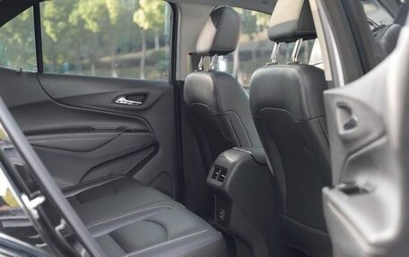 Chevrolet Equinox III, 2021 год, 1 890 000 рублей, 24 фотография