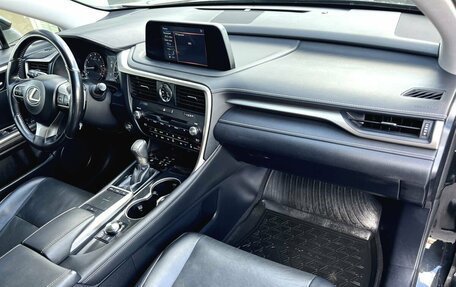 Lexus RX IV рестайлинг, 2019 год, 4 590 000 рублей, 16 фотография