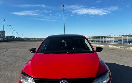 Volkswagen Jetta VI, 2013 год, 860 000 рублей, 3 фотография