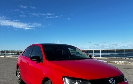 Volkswagen Jetta VI, 2013 год, 860 000 рублей, 1 фотография
