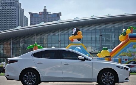 Mazda 3, 2022 год, 1 460 000 рублей, 9 фотография