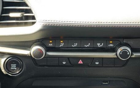 Mazda 3, 2022 год, 1 460 000 рублей, 14 фотография