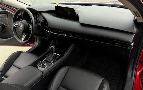 Mazda 3, 2021 год, 1 680 000 рублей, 12 фотография