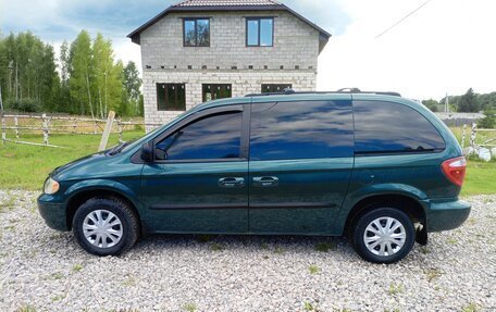 Chrysler Voyager IV, 2004 год, 450 000 рублей, 3 фотография