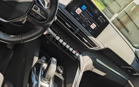 Peugeot 3008 II, 2017 год, 2 380 000 рублей, 13 фотография