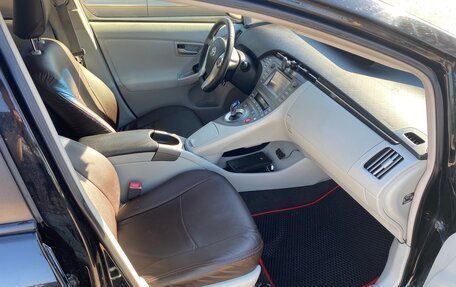 Toyota Prius, 2012 год, 1 100 000 рублей, 8 фотография