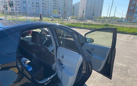 Toyota Prius, 2012 год, 1 100 000 рублей, 9 фотография