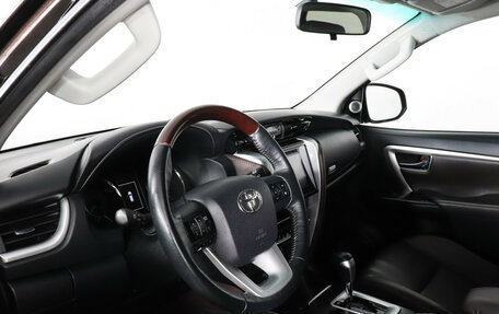 Toyota Fortuner II, 2017 год, 3 097 000 рублей, 9 фотография