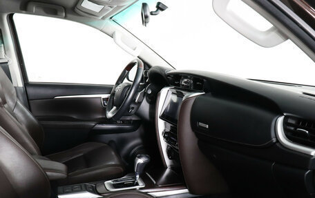 Toyota Fortuner II, 2017 год, 3 097 000 рублей, 10 фотография