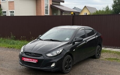 Hyundai Solaris II рестайлинг, 2013 год, 730 000 рублей, 6 фотография