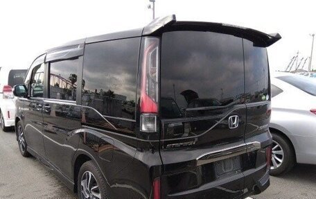 Honda Stepwgn IV, 2019 год, 2 550 000 рублей, 12 фотография