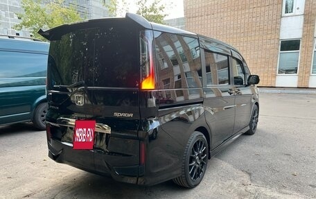 Honda Stepwgn IV, 2019 год, 2 550 000 рублей, 3 фотография