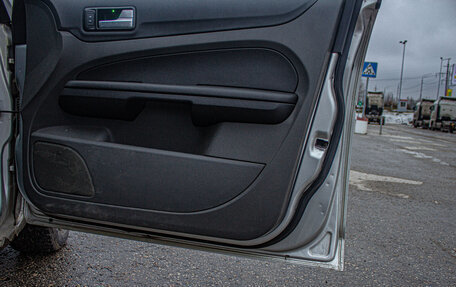 Ford Focus II рестайлинг, 2005 год, 325 000 рублей, 13 фотография