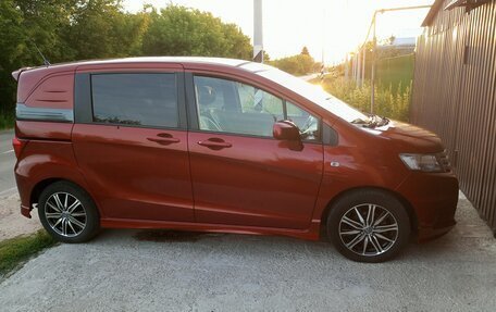 Honda Freed I, 2011 год, 1 150 000 рублей, 9 фотография