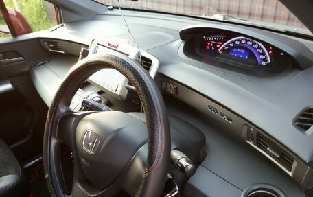 Honda Freed I, 2011 год, 1 150 000 рублей, 6 фотография