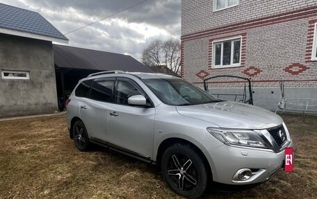 Nissan Pathfinder, 2015 год, 2 100 000 рублей, 3 фотография