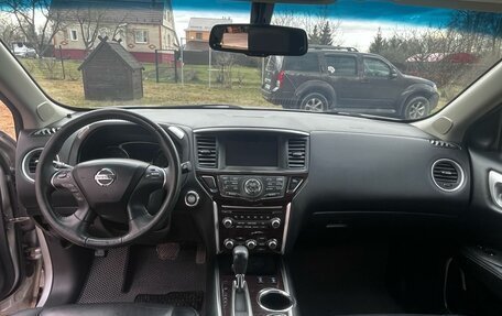 Nissan Pathfinder, 2015 год, 2 100 000 рублей, 10 фотография