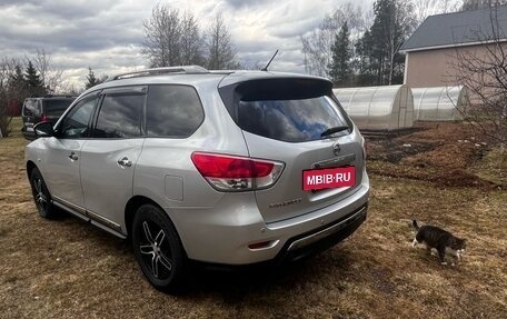 Nissan Pathfinder, 2015 год, 2 100 000 рублей, 6 фотография