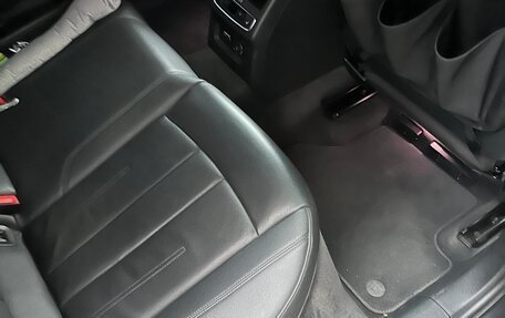 Audi A4, 2019 год, 2 300 000 рублей, 13 фотография
