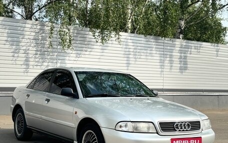 Audi A4, 1995 год, 380 000 рублей, 1 фотография