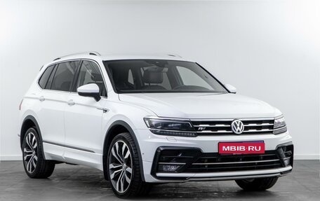 Volkswagen Tiguan II, 2019 год, 2 576 321 рублей, 1 фотография