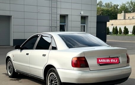 Audi A4, 1995 год, 380 000 рублей, 7 фотография