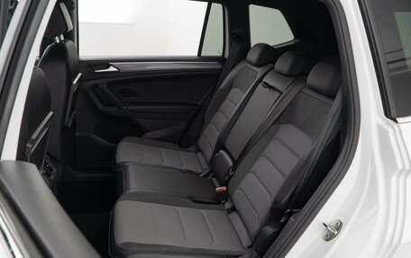 Volkswagen Tiguan II, 2019 год, 2 576 321 рублей, 9 фотография