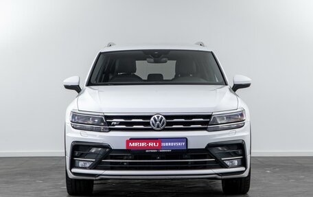 Volkswagen Tiguan II, 2019 год, 2 576 321 рублей, 3 фотография
