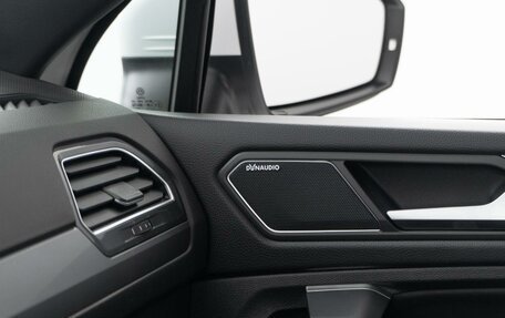 Volkswagen Tiguan II, 2019 год, 2 576 321 рублей, 21 фотография
