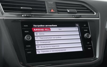 Volkswagen Tiguan II, 2019 год, 2 576 321 рублей, 17 фотография