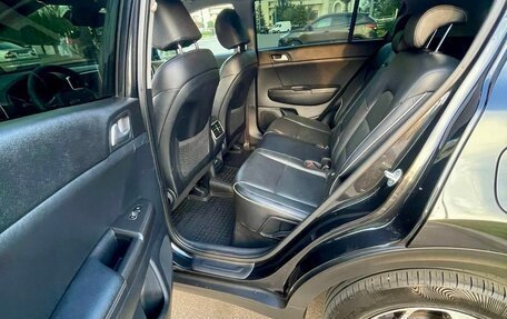 KIA Sportage IV рестайлинг, 2018 год, 2 290 000 рублей, 13 фотография