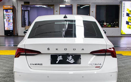 Skoda Octavia IV, 2021 год, 1 758 000 рублей, 7 фотография