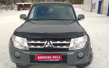 Mitsubishi Pajero IV, 2013 год, 2 380 000 рублей, 1 фотография