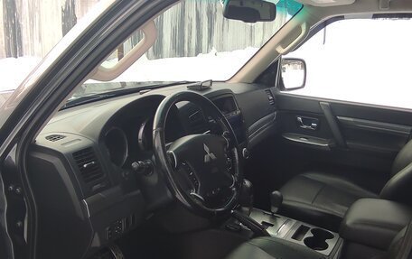 Mitsubishi Pajero IV, 2013 год, 2 380 000 рублей, 6 фотография