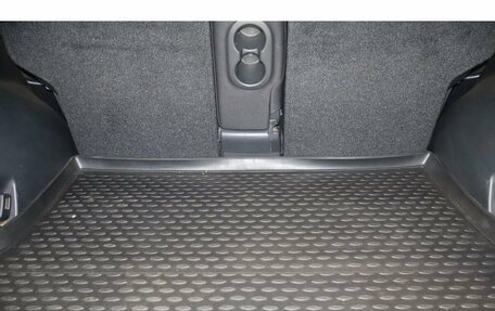 Toyota RAV4, 2011 год, 700 000 рублей, 14 фотография