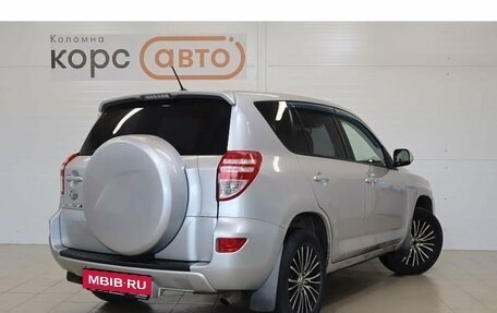 Toyota RAV4, 2011 год, 700 000 рублей, 3 фотография