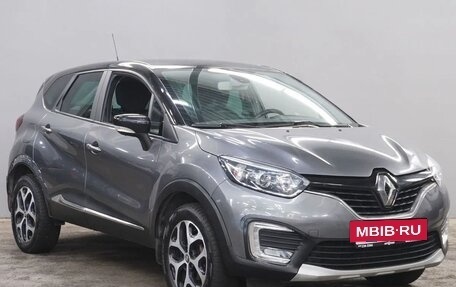 Renault Kaptur I рестайлинг, 2018 год, 1 370 000 рублей, 3 фотография
