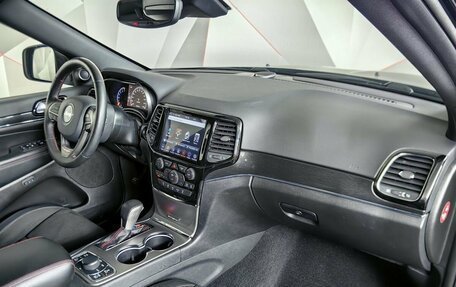 Jeep Grand Cherokee, 2020 год, 4 900 000 рублей, 9 фотография