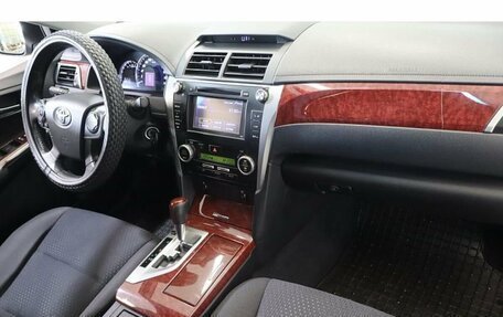 Toyota Camry, 2013 год, 1 450 000 рублей, 5 фотография