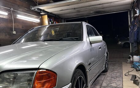 Mercedes-Benz C-Класс, 1997 год, 750 000 рублей, 5 фотография