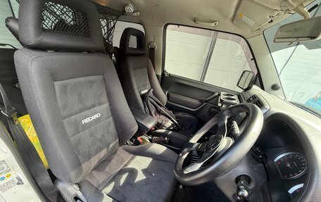Suzuki Jimny, 2007 год, 830 000 рублей, 12 фотография