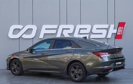 Hyundai Elantra, 2021 год, 1 990 000 рублей, 2 фотография